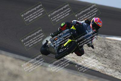 media/Nov-02-2025-Lets Ride (Sun) [[f7a3caa734]]/B Group/1220pm (Turn 2 Outside)/